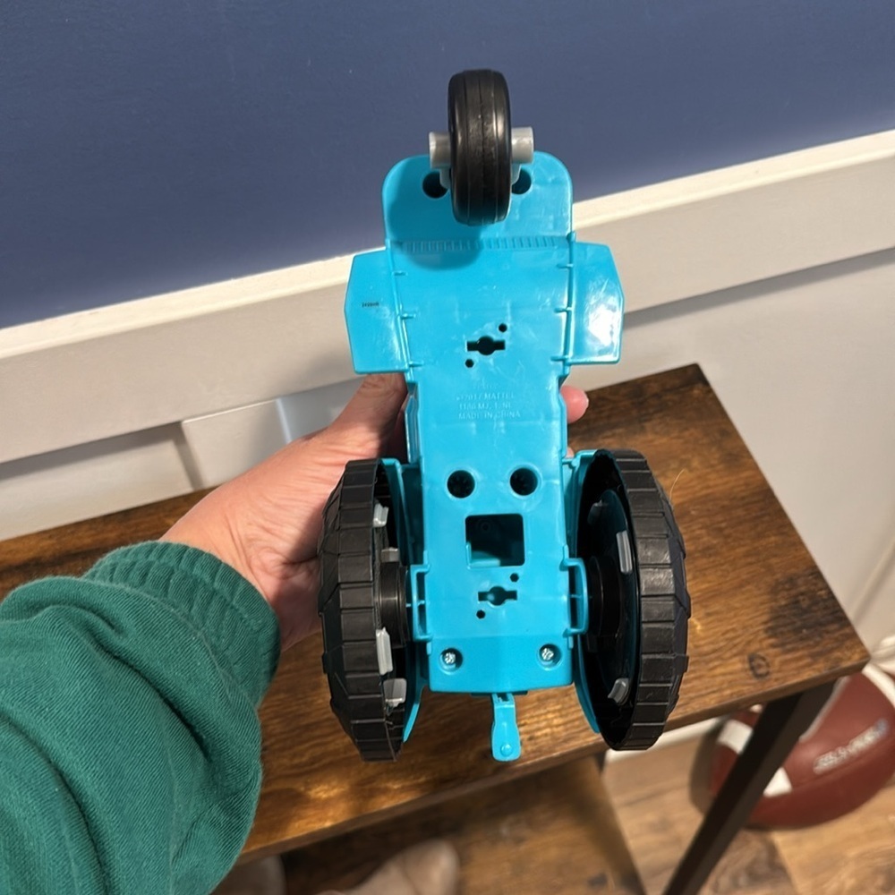 2017 Mattel Barbie Tractor - Blue with Barbie holder attached - Picture 3 of 4